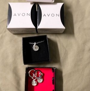 Shimmer bloom swirl necklace and earrings set